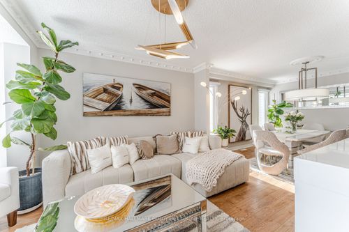 153 Browning Trail, Barrie, ON, L4N6R2 | Card Image