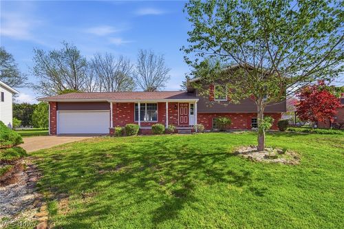 125 Springbrook Drive Se, New Philadelphia, OH, 44663 | Card Image