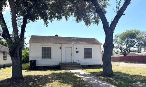 800 S Kansas Ave, Weslaco, TX, 78596-7042 | Card Image