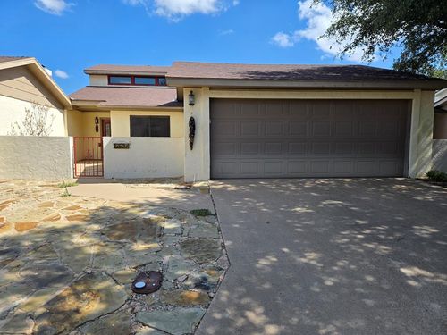 5521 Fairway Dr, San Angelo, TX, 76904-8063 | Card Image