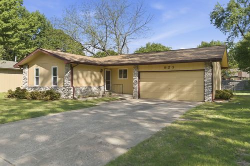 923 E Guinevere Street, Springfield, MO, 65807 | Card Image