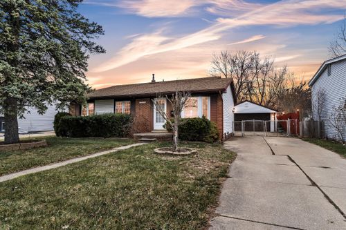 29210 Florence St, Garden City, MI, 48135-2743 | Card Image