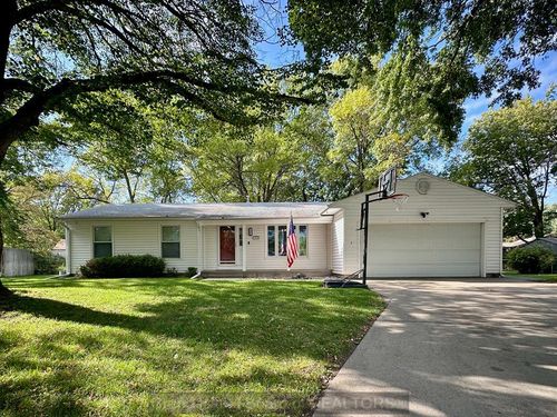 1612 Windsor Pl, Grand Island, NE, 68801-7058 | Card Image