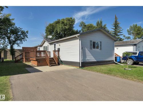 17 Willow Park Estate, Leduc, AB, T9E5P8 | Card Image