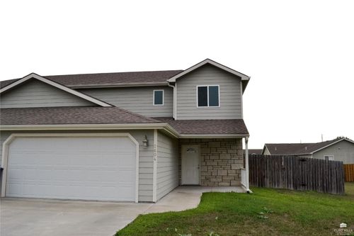 2604 Blueline Cir, Manhattan, KS, 66502-7175 | Card Image