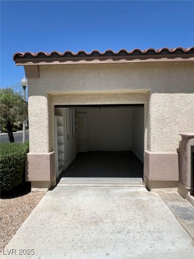 10016 Shiloh Heights St, House other with 3 bedrooms, 3 bathrooms and null parking in Las Vegas NV | Image 35