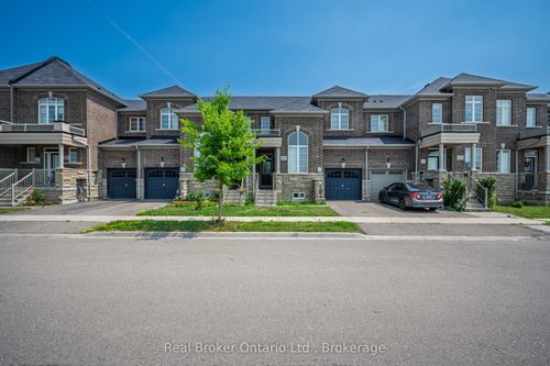 1593 Chretien St, Milton, ON, L9E1G8 | Card Image