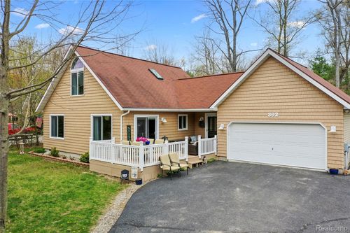 302 Robin Hood St, Roscommon, MI, 48653-9650 | Card Image