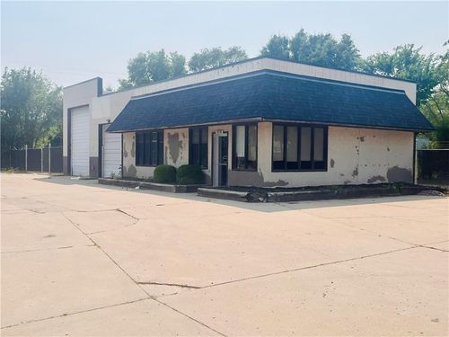 5510 Lake Ave, Saint Joseph, MO, 64504-1441 | Card Image