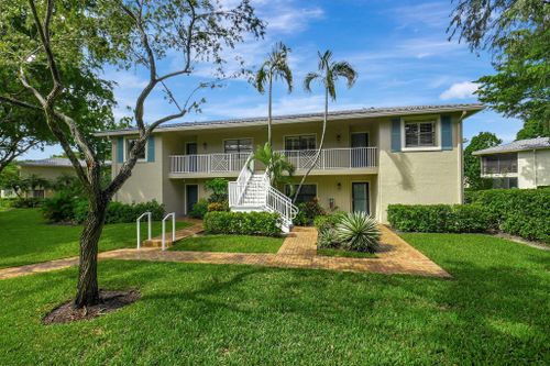 10d-10 Westgate Lane, Boynton Beach, FL, 33436 | Card Image