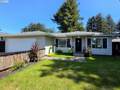 346 Del Norte Ln, Brookings, OR, 97415-9029 | Card Image