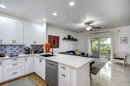 apt-113-5737 Nw 114th Path, Doral, FL, 33178-4197 | Card Image