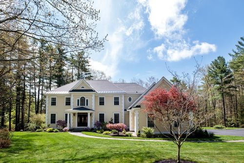 1 Squier Dr, North Hampton, NH, 03862-2247 | Card Image