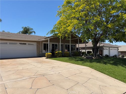 30001 Vacation Dr, Canyon Lake, CA, 92587-6907 | Card Image