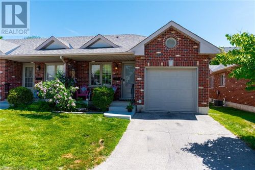 13-694 Grey St, Brantford, ON, N3S4Y4 | Card Image