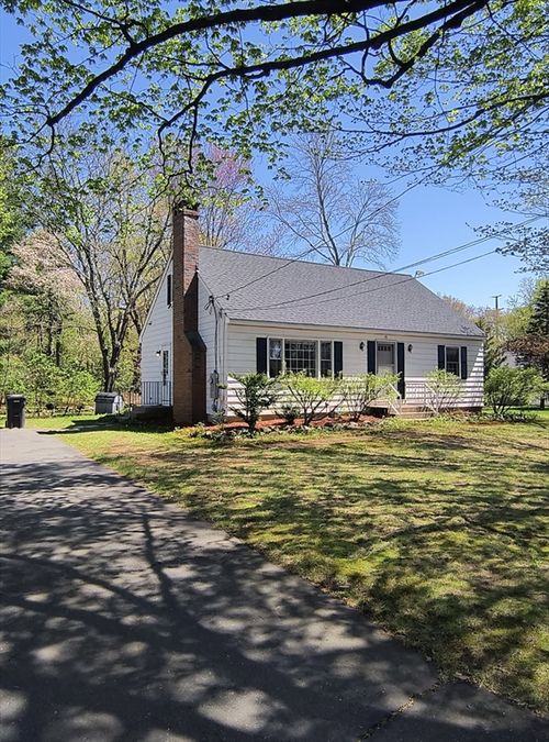 35 Pine St, Westfield, MA, 01085-1041 | Card Image