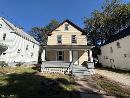 1017 La Croix Ave, Akron, OH, 44307-1628 | Card Image