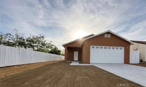 655 N Blanchard St, Banning, CA, 92220-2601 | Card Image