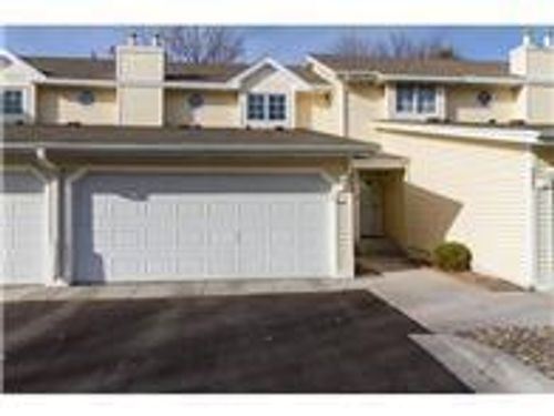 253 Maureen Ln Ne, Columbia Heights, MN, 55421-2796 | Card Image