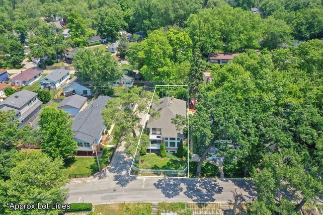 25174 W Lake Shore Dr, House other with 3 bedrooms, 3 bathrooms and 2 parking in Ingleside IL | Image 21