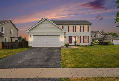 1305 Glenridge Ct N, Minooka, IL, 60447-4572 | Card Image