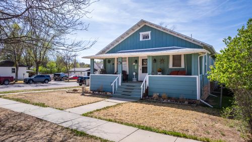 146 S 16th St, hot springs, SD, 57747-2146 | Card Image