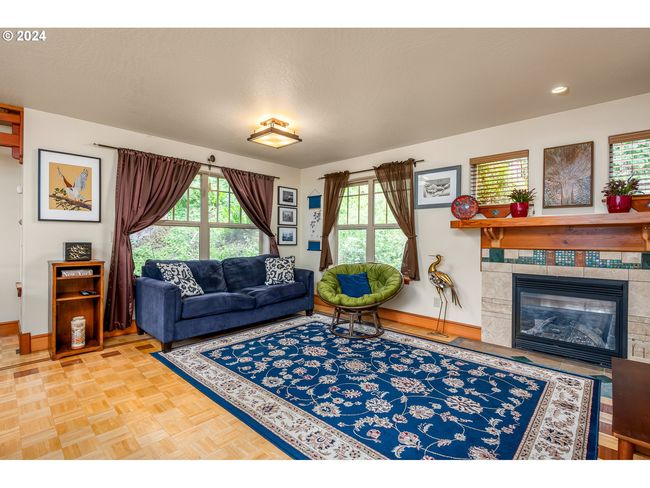 1650 Leatherwood Dr, House other with 3 bedrooms, 3 bathrooms and 1 parking in Eugene OR | Image 5
