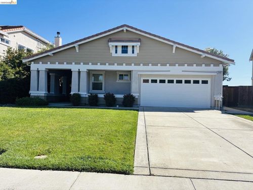 2440 Berkshire Ln, Brentwood, CA, 94513-5087 | Card Image