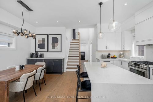 560 Glen Park Ave, North York, ON, M6B2G5 | Card Image