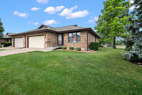 947-947 Winter Park Dr, New Lenox, IL, 60451-3107 | Card Image