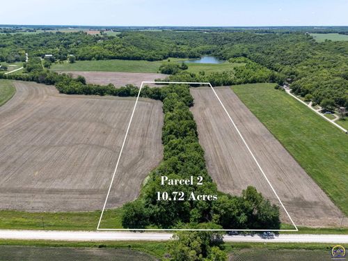 10.72 M/L N 800 Rd, Baldwin City, KS, 66066 | Card Image