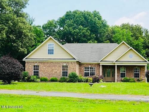 10640 Highway 178, Olive Branch, MS, 38654-8188 | Card Image