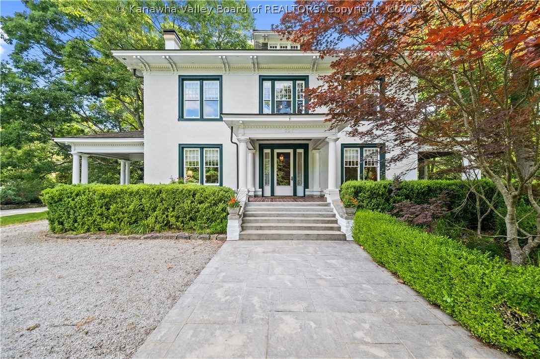 Staunton Rd, Charleston, WV 25314