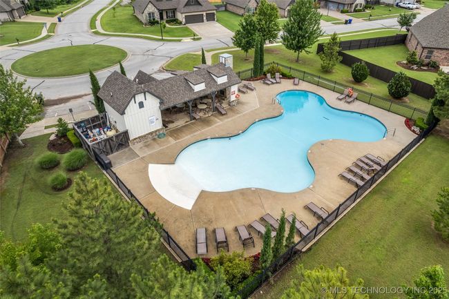 6808 S Chestnut Ave, House other with 4 bedrooms, 3 bathrooms and null parking in Broken Arrow OK | Image 59