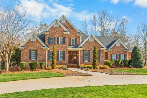608 Oak Valley Blvd, Advance, NC, 27006-6929 | Card Image