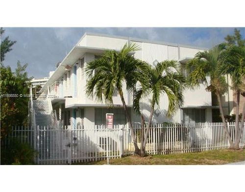 7420 Carlyle Ave, Miami Beach, FL, 33141-6127 | Card Image