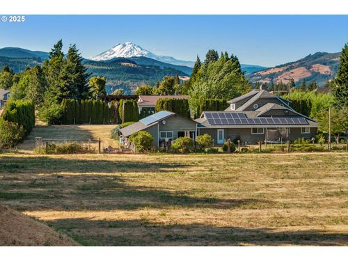 3852 Belmont Dr, Hood River, OR, 97031-7704 | Card Image