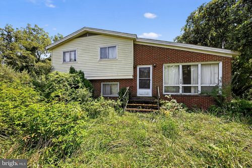 115 Grandview Dr, Lexington, VA, 24450-5750 | Card Image