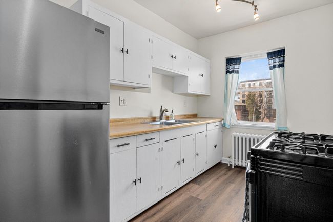 APT-211 - 3134 W Bde Maka Ska Blvd, Condo with 2 bedrooms, 1 bathrooms and null parking in Minneapolis MN | Image 8
