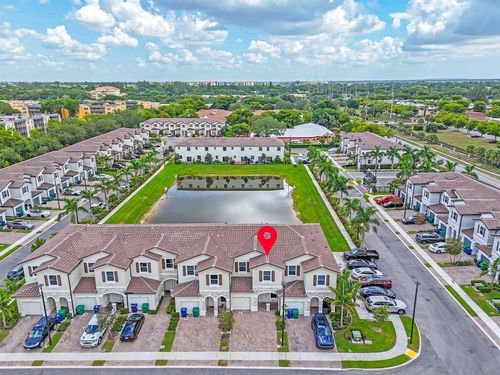 5515 Nw 27th St, Lauderhill, FL, 33313-3039 | Card Image