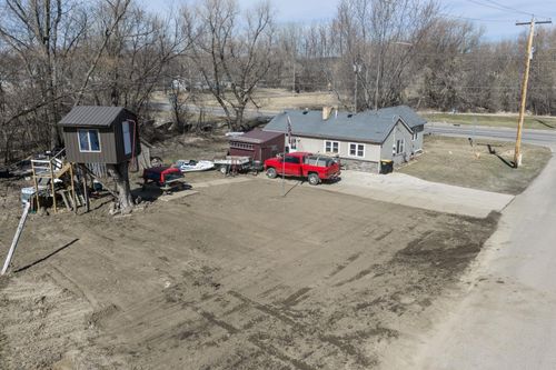 130 River St W, Holdingford, MN, 56340-9526 | Card Image
