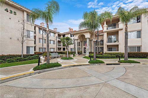 435 S Anaheim Hills Rd, Anaheim, CA, 92807-4220 | Card Image