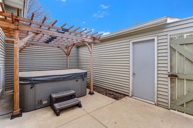 7025 146 Th Street Ct, Townhouse with 2 bedrooms, 1 bathrooms and null parking in Apple Valley MN | Image 16