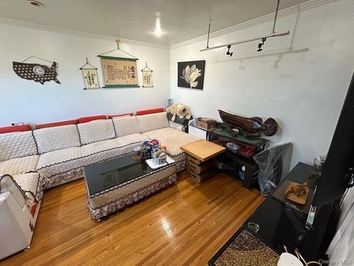 apt-4d-213 75th Ave, Bayside, NY, 11364-3344 | Card Image