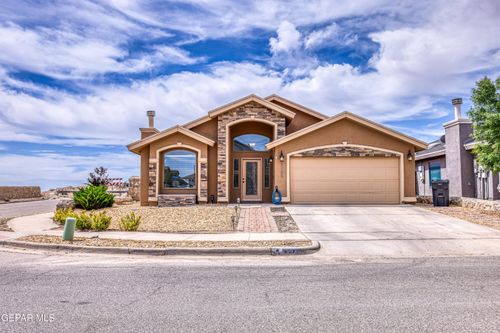 13244 Emerald Isle St, Horizon City, TX, 79928-2519 | Card Image