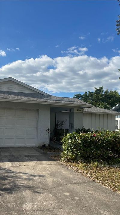 2380 Timbercrest Circle W, House other with 4 bedrooms, 2 bathrooms and null parking in CLEARWATER FL | Image 2