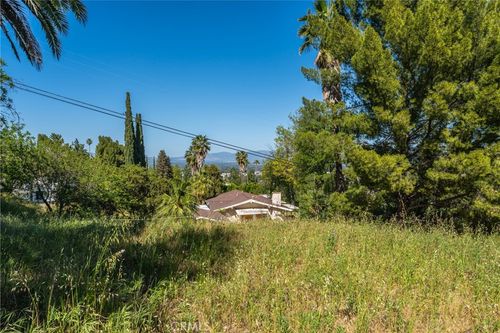 4551 Lindley Ave, Tarzana, CA, 91356 | Card Image
