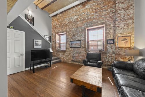 115-544 S Front St, Columbus, OH, 43215-7612 | Card Image