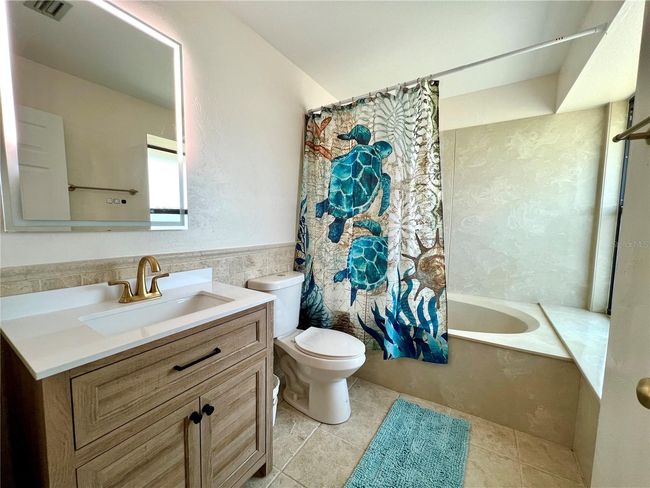 Primary bath with garden tub | Image 36