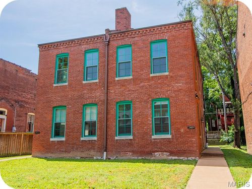 2409 Menard St, Saint Louis, MO, 63104-4329 | Card Image